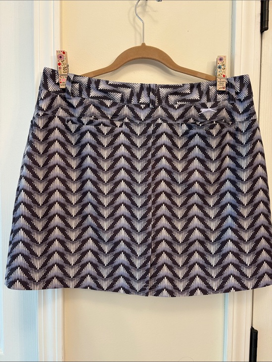 Slazenger Pants - EUC Slazenger Lavender, Gray & Ivory Chevron Golf Skort w/ Pockets plus a top